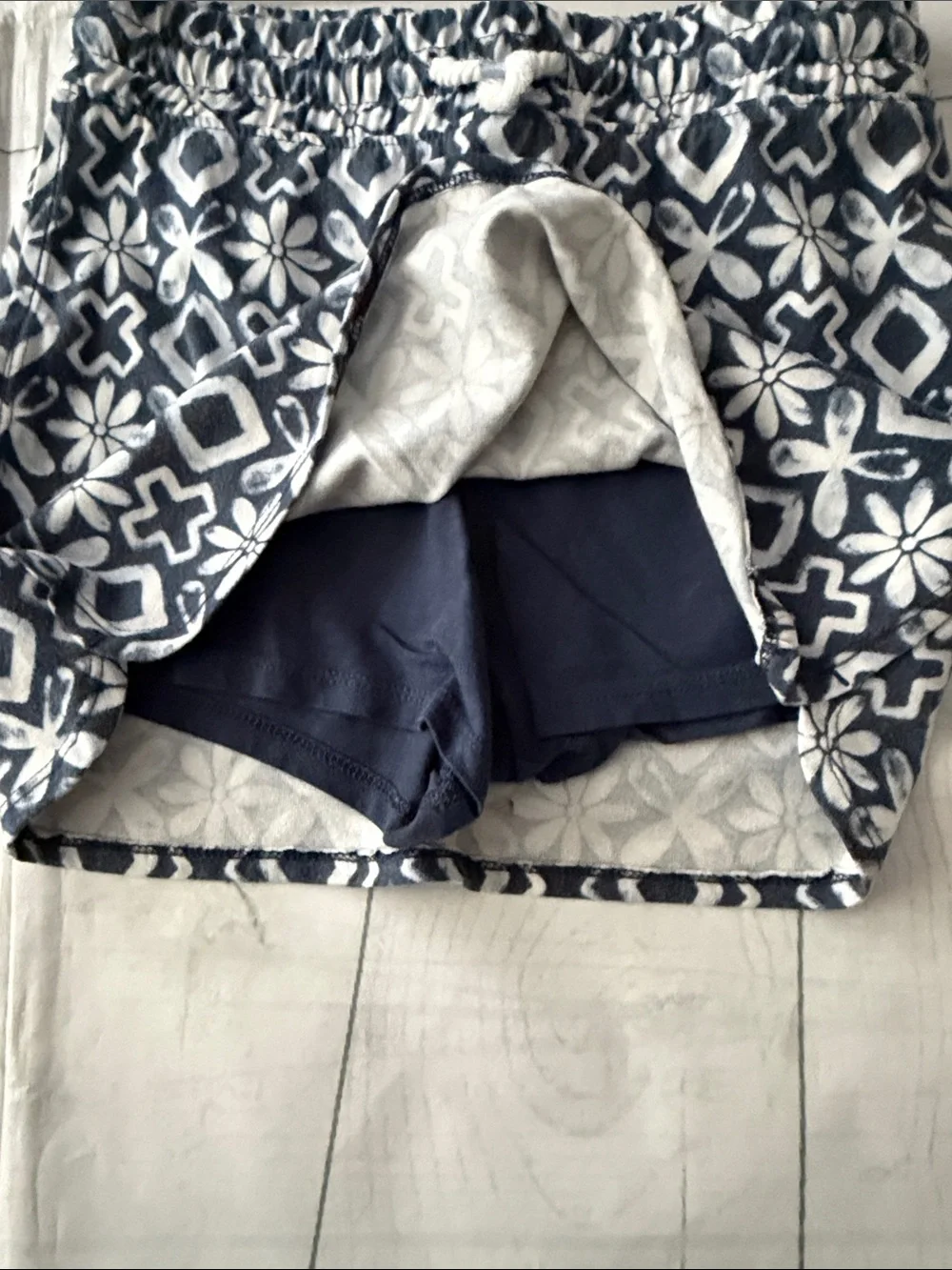 OshKosh B'gosh Navy and White Floral-Geo Drawstring Mini Skirt